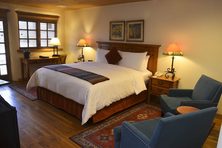 Room 25 of 69