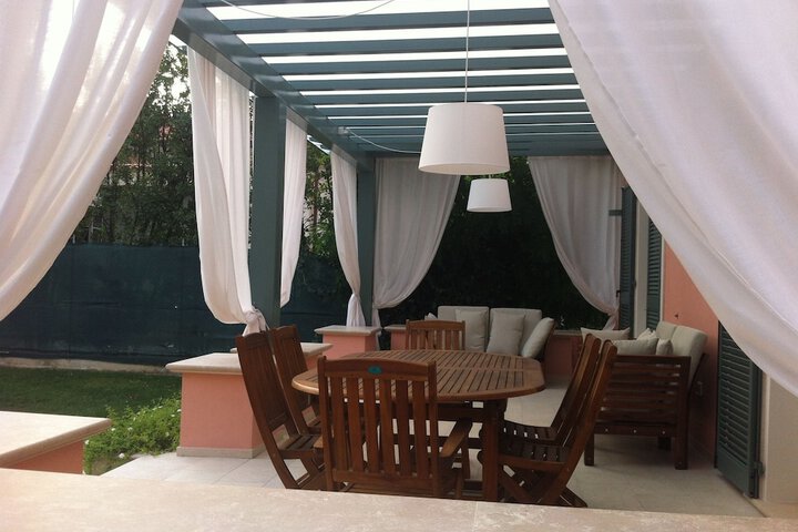 Terrace/Patio 32 of 56