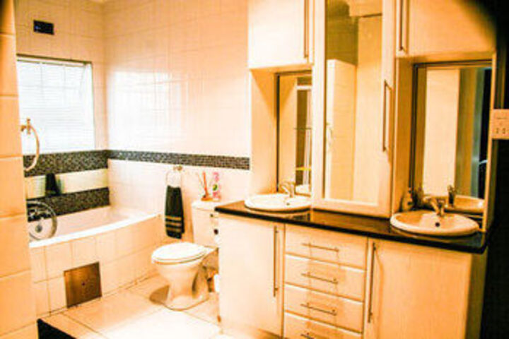 Room 5 of 29