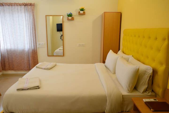Room 5 of 60