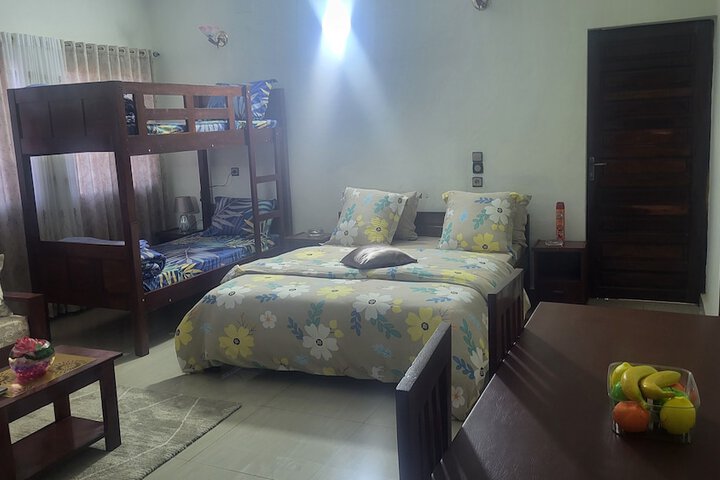Room 5 of 17