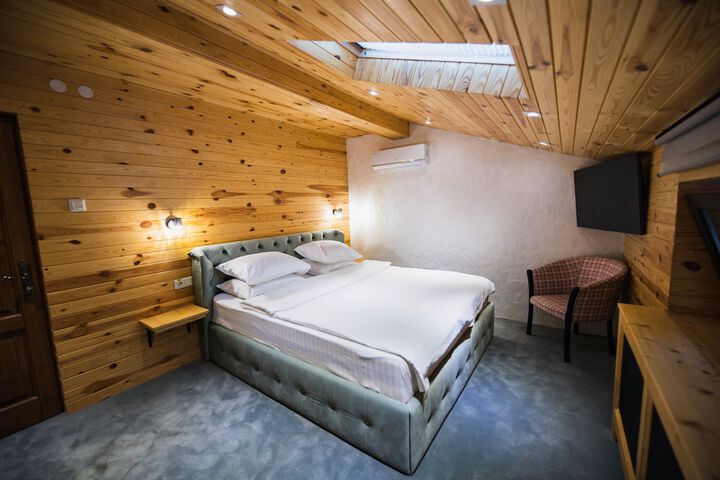 Room 14 of 31