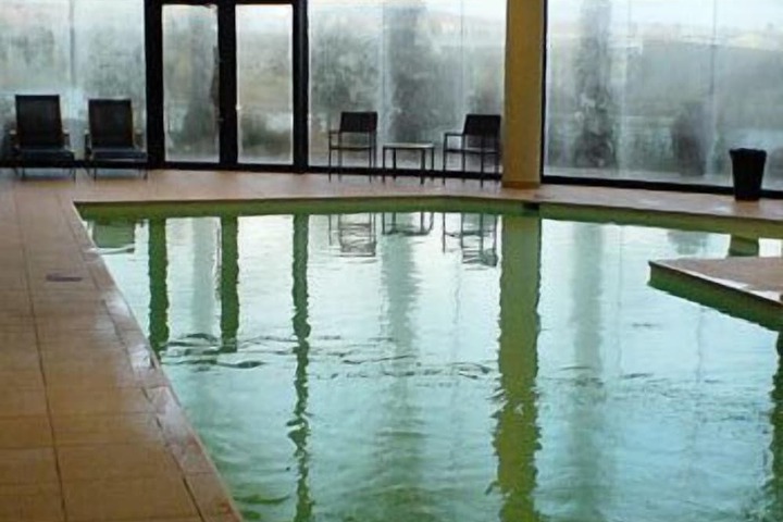 Hotel with Pool
