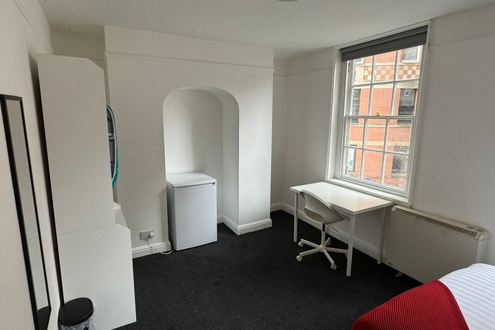 Room 15 of 24