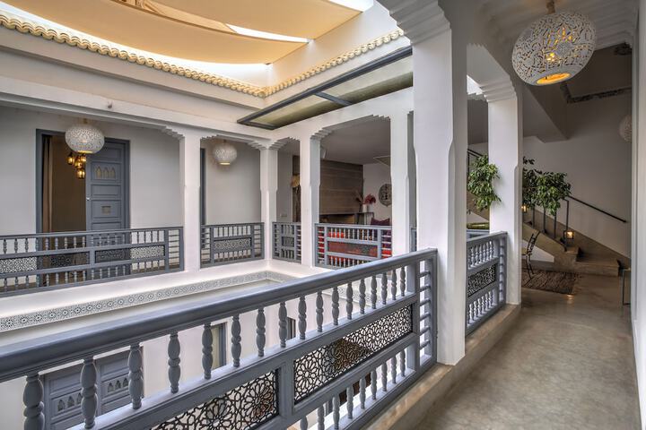 Hotel Lobby