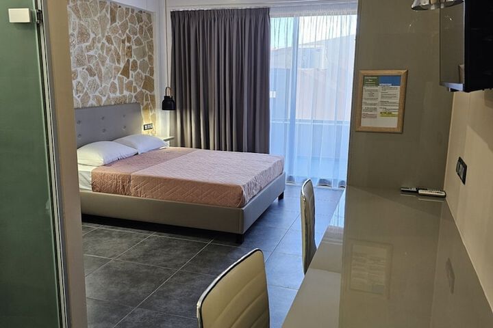 Room 41 of 106