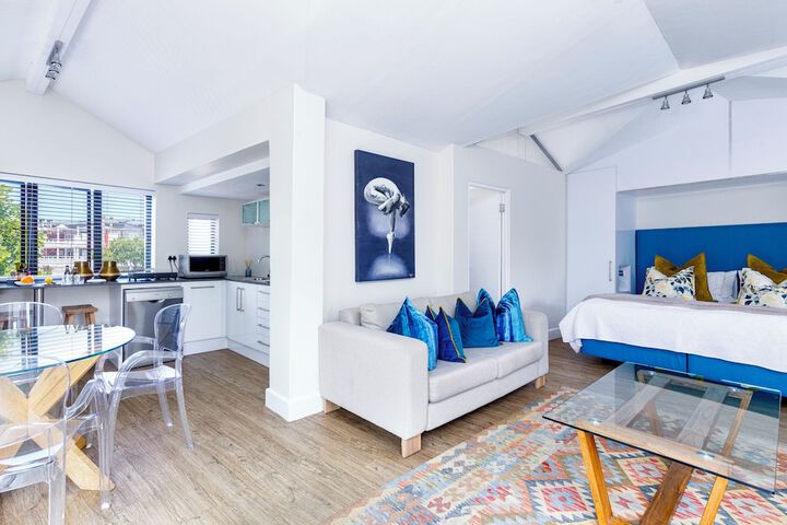 Room 18 of 68