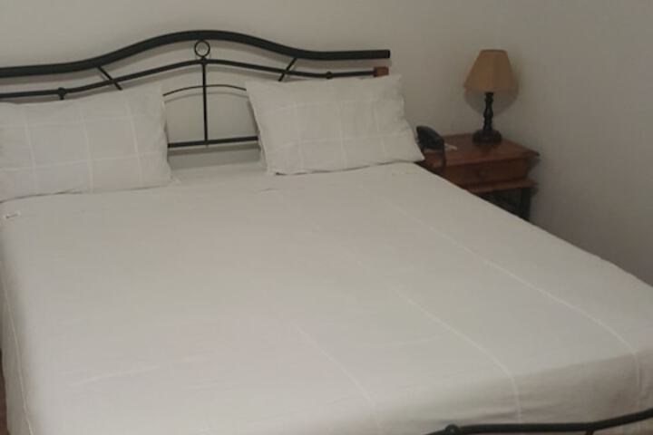 Room 7 of 35