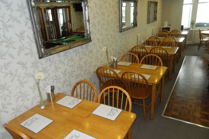 Dining 70 of 81