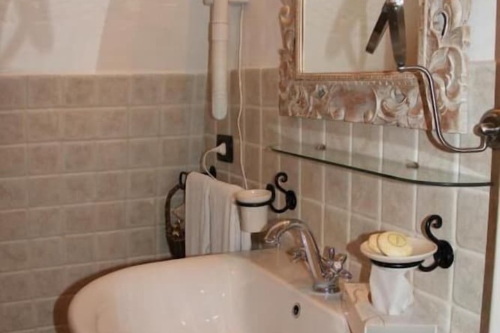 Bath Interior