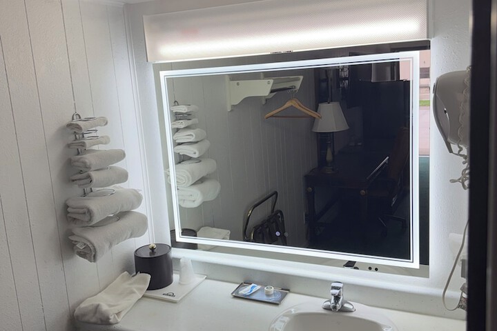 Room 15 of 39