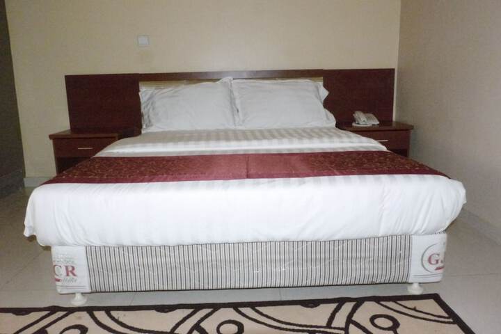 Room 8 of 29