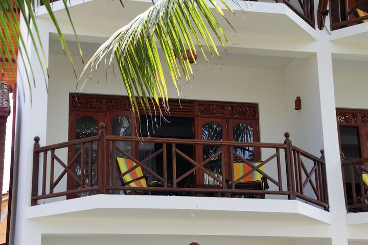 Room 4 of 31