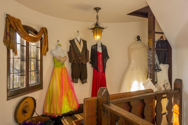 Hotel Interior 12 of 18