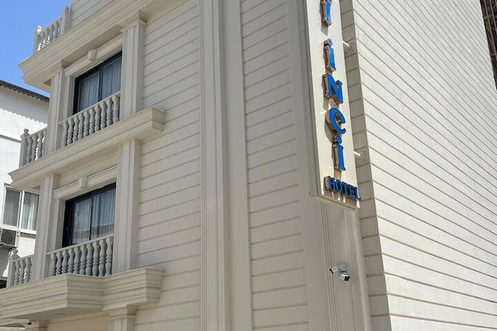 Hotel 33 of 36
