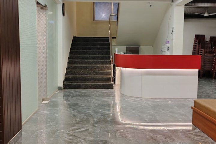 Hotel Sandesh Palace Lonavala