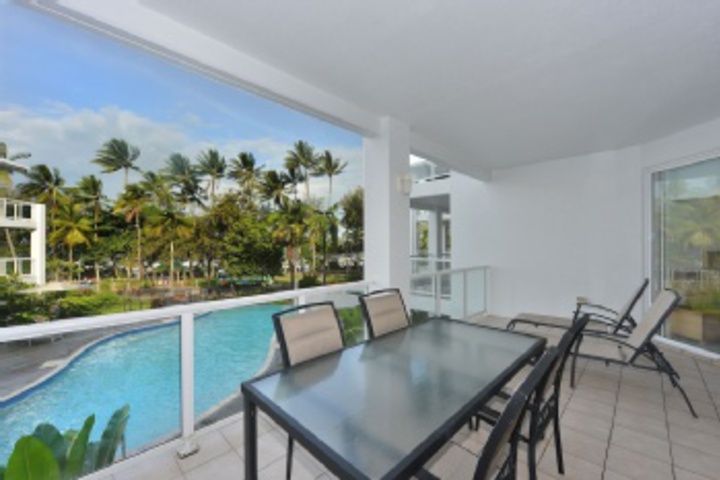 Terrace/Patio 310 of 696