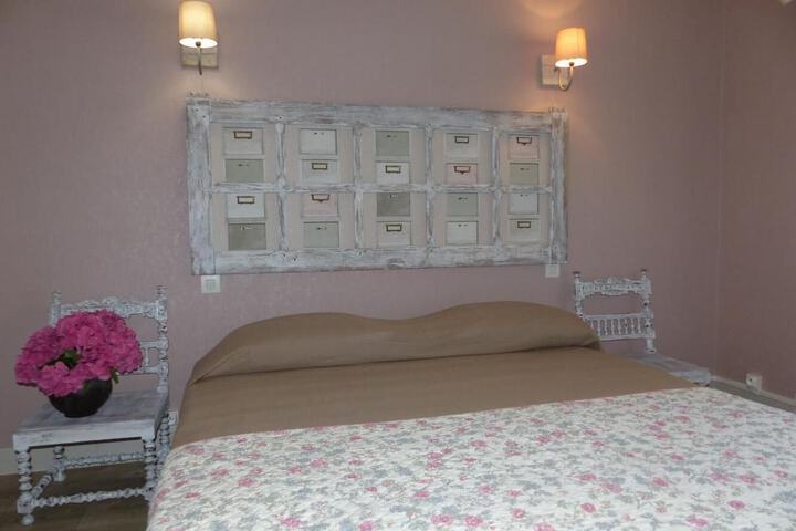 Room 8 of 17