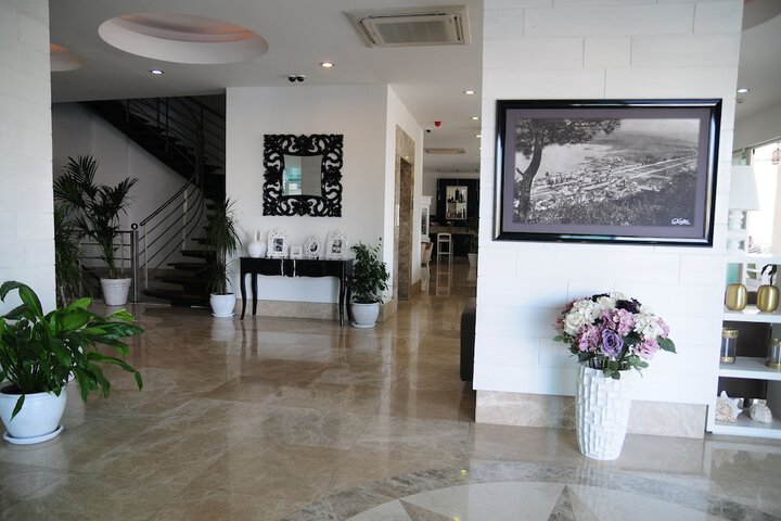 Lobby Entry