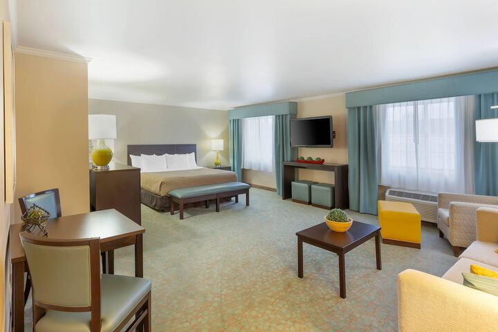 Room 20 of 34