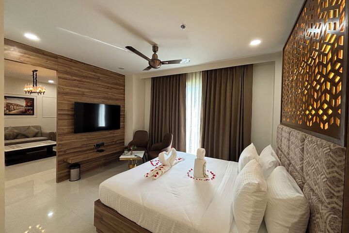 Room 16 of 42