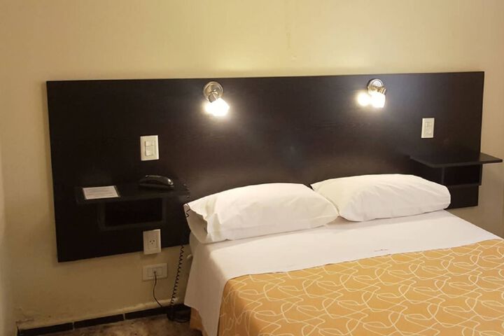 Room 17 of 20