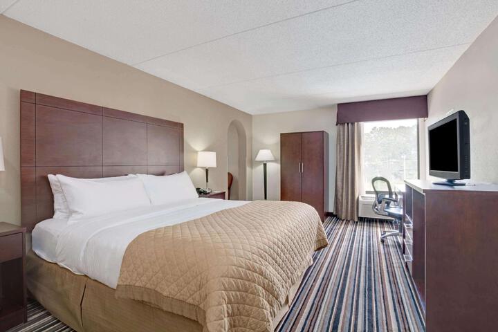 Double Bed (6 of 15)