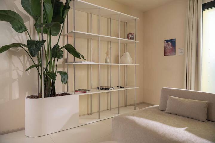 Room 53 of 85