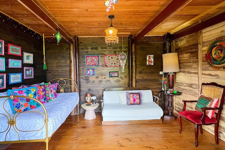 Room 35 of 73