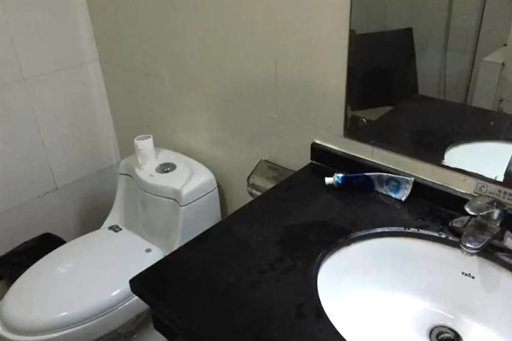 Bathroom Interior Photo