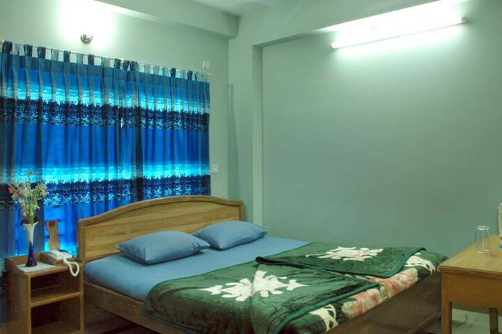 Room 28 of 42