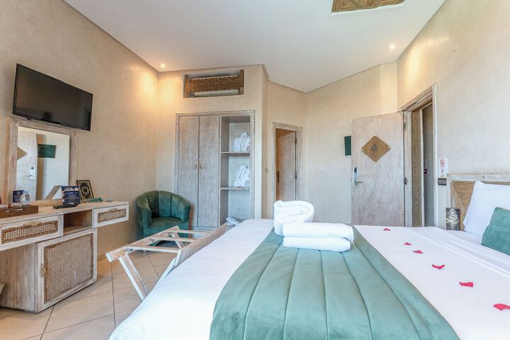 Room 6 of 46