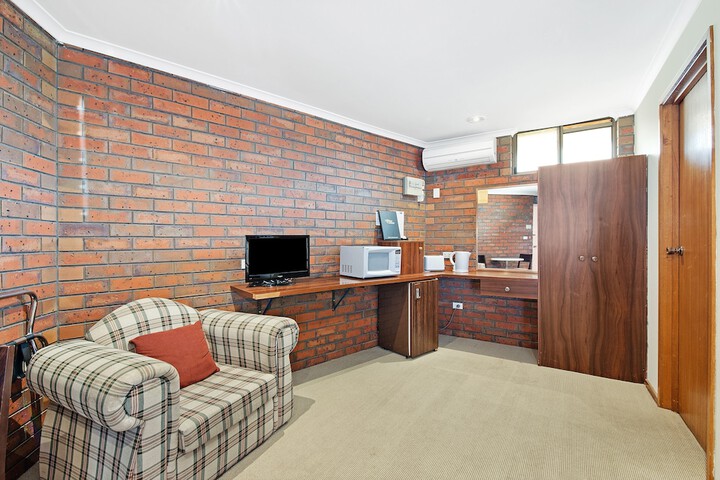Room 8 of 58