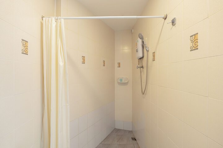 Room 184 of 216