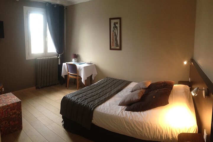 Room 3 of 41