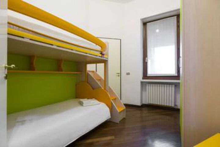 Room 20 of 53