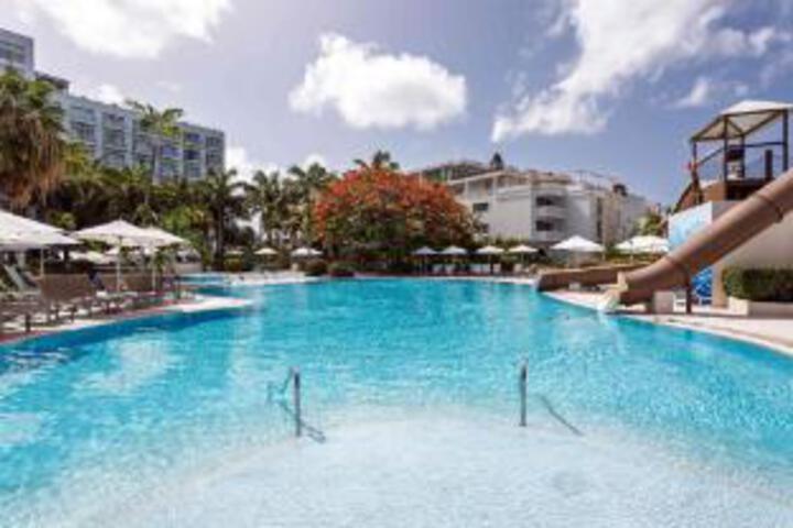 Pool 10 of 23