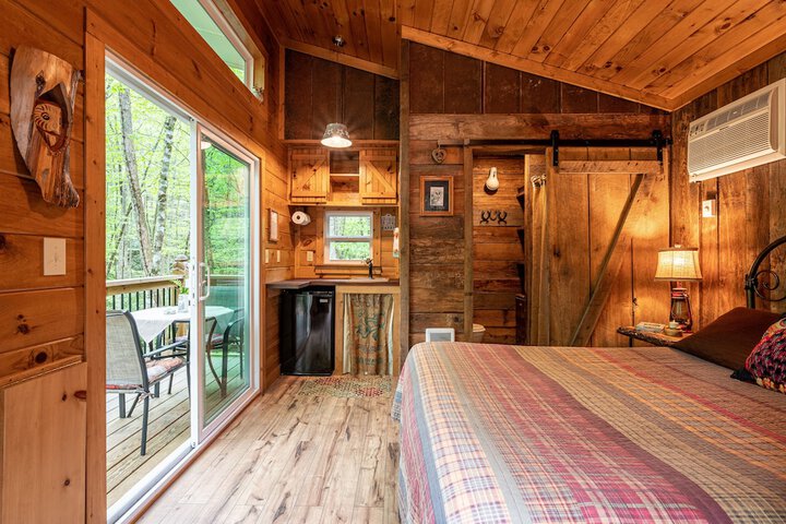 Room 6 of 26
