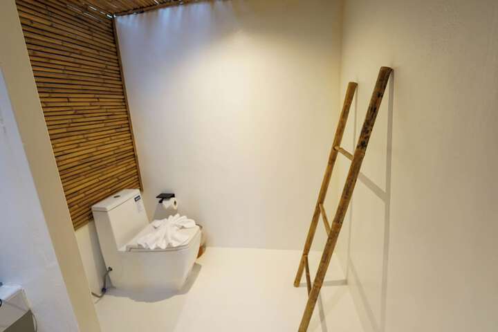 Room 55 of 95