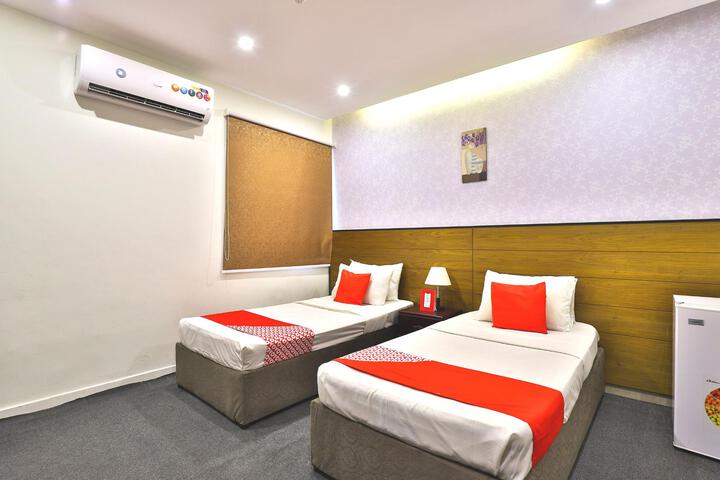 Room 5 of 41