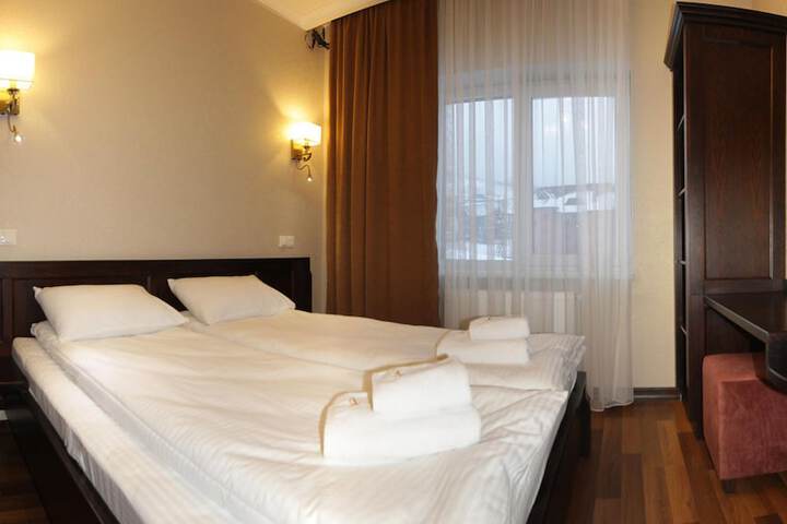 Room 20 of 63