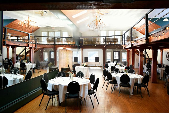 Banquet hall