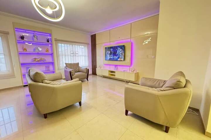 Fryburg luxury hotel and apartment