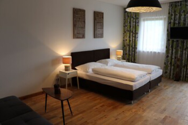 Room 13 of 41