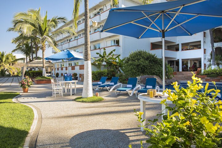 Pools & Facilities