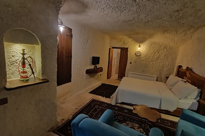 Room 9 of 58