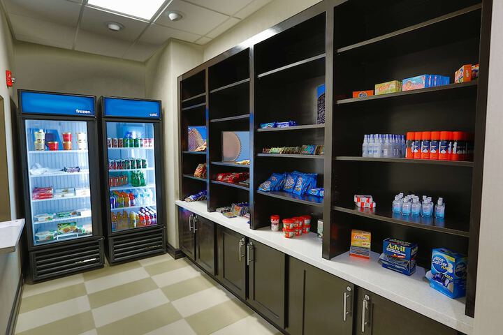 Snack bar