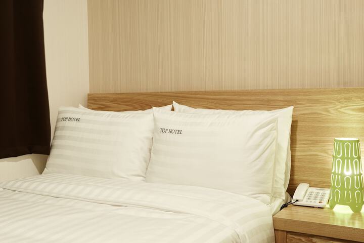 Room 7 of 44