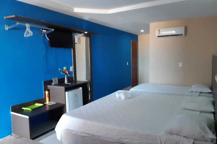 Room 30 of 82