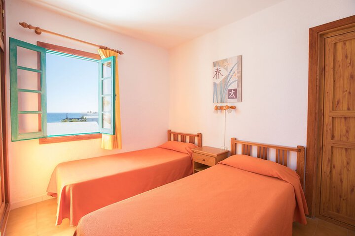 Room 4 of 31